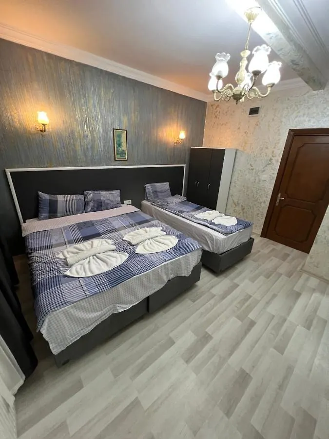 Sophia Suites Metin Istanbul Apartment